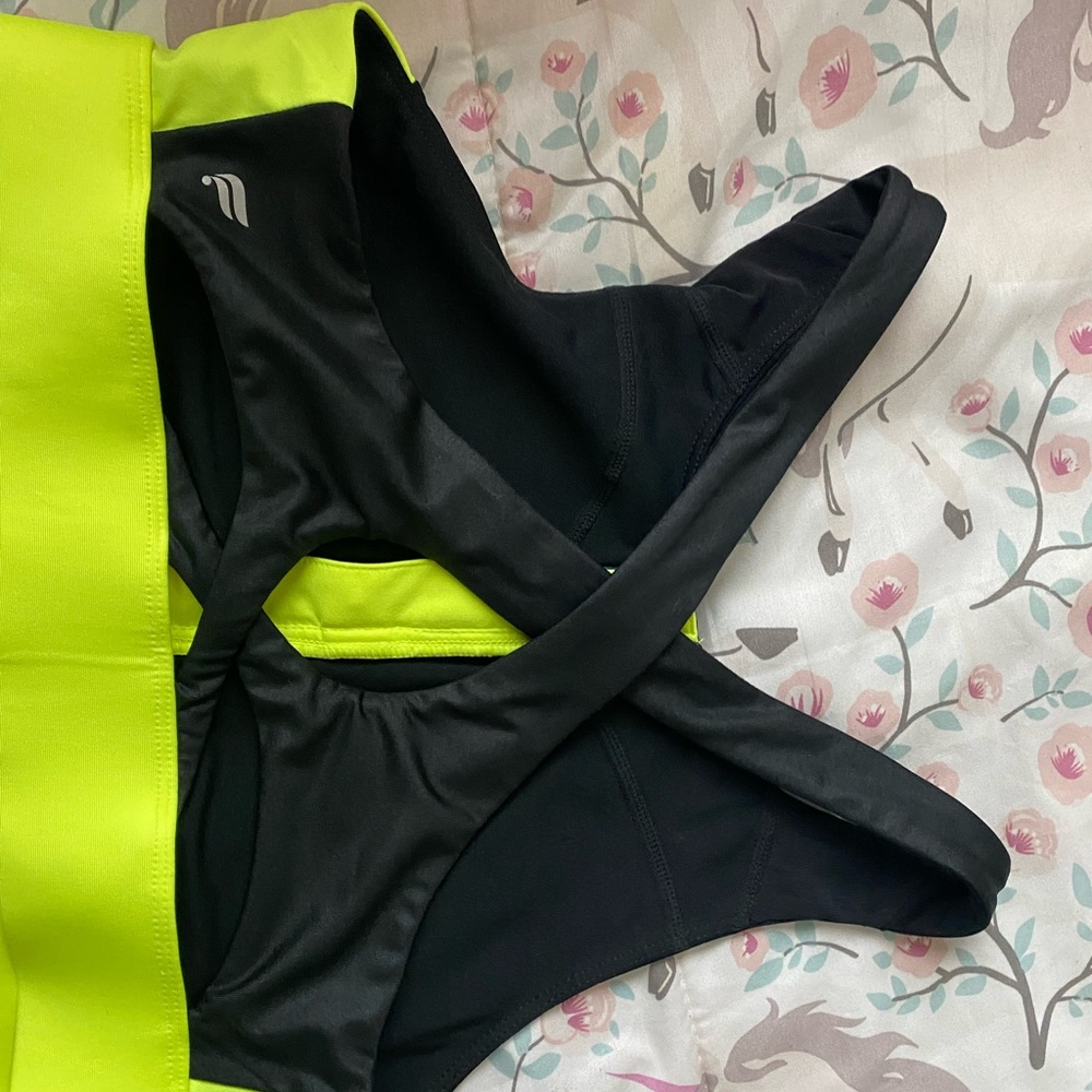 Fabletics bra - Picture 2 of 3
